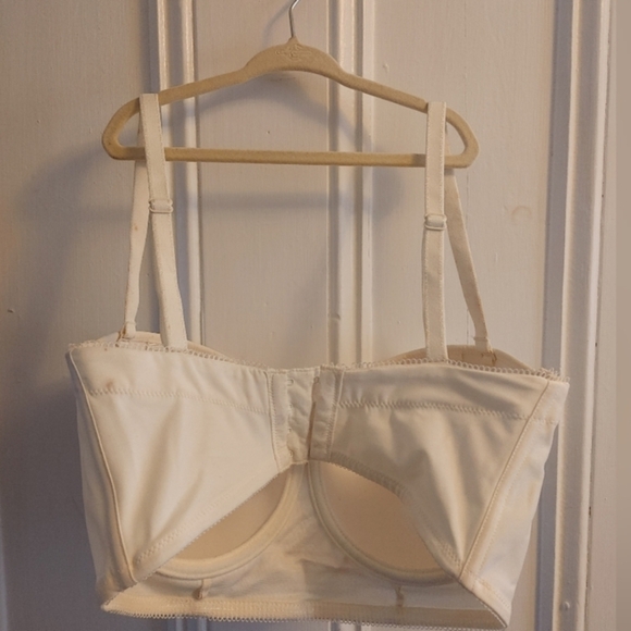 Freya Bra Strapless Conversion - Picture 2 of 6